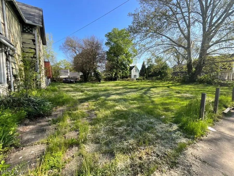 5911 Lexington Avenue, Cleveland, OH 44103 - #2