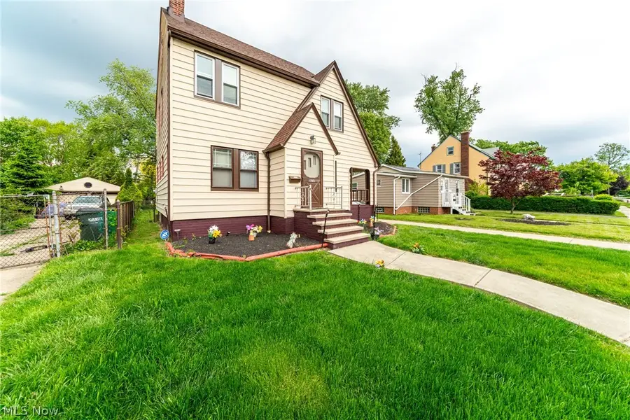 18701 Meredith Avenue, Euclid, OH 44119 - #3