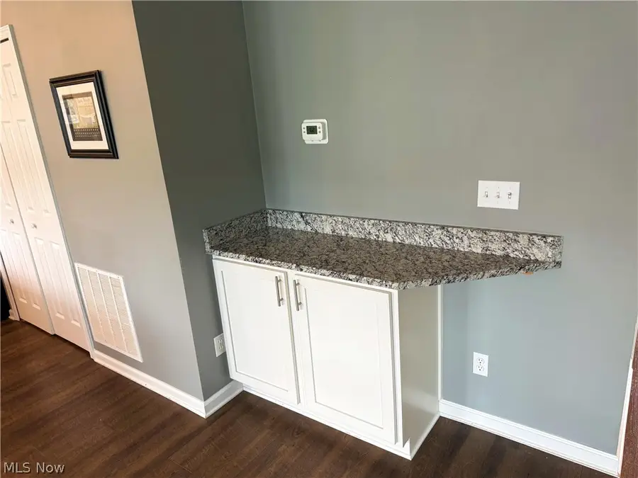 205 S Settlers Lane, Painesville, OH 44077 - #3