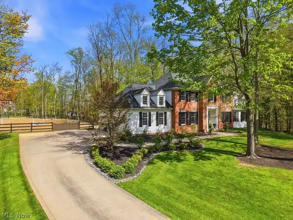 16620 Jennifer Lane, Chagrin Falls, OH 44023