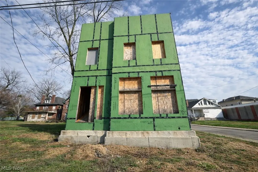 760 Mcallister Avenue, Columbus, OH 43205 - #1
