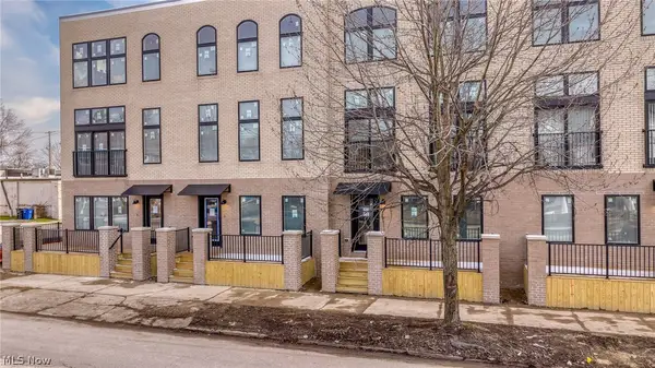 4705 Bridge Avenue, Cleveland, OH 44102