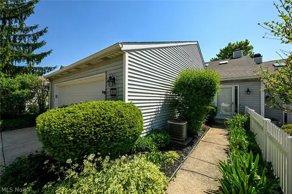 839 Sutton Place, Akron, OH 44313