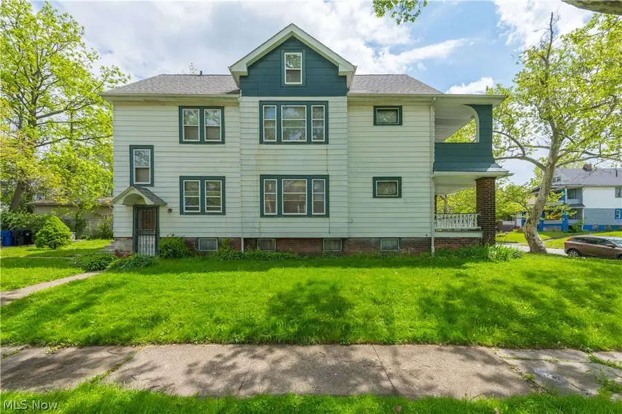 9701 Parkview Avenue, Cleveland, OH 44104 - #2