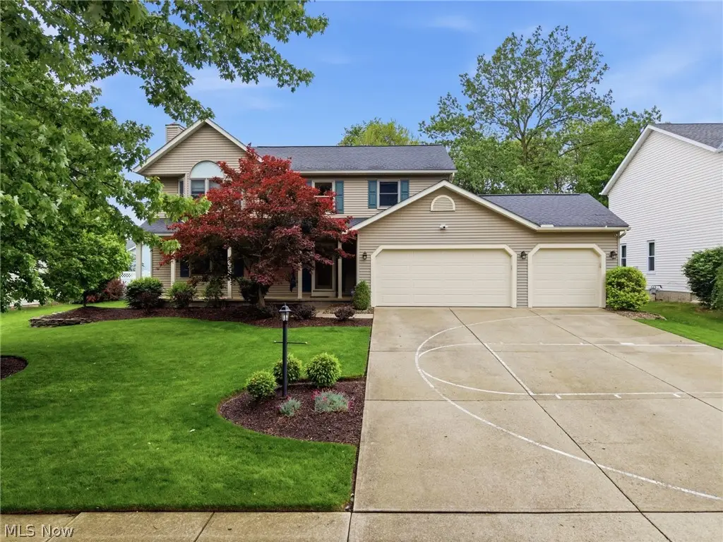 10376 Lake Meadows Drive, Strongsville, OH 44136 - #1