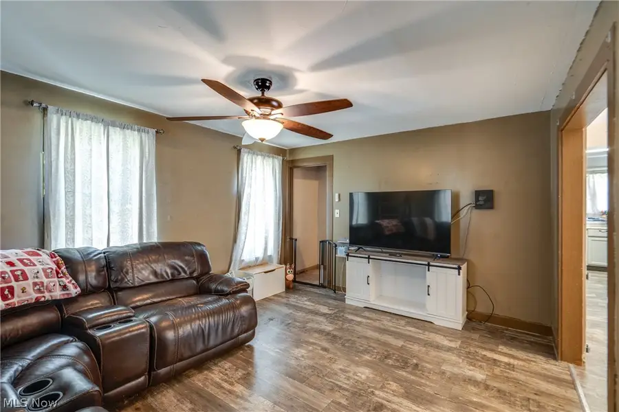 202 S Market Street, Shreve, OH 44676 - #3