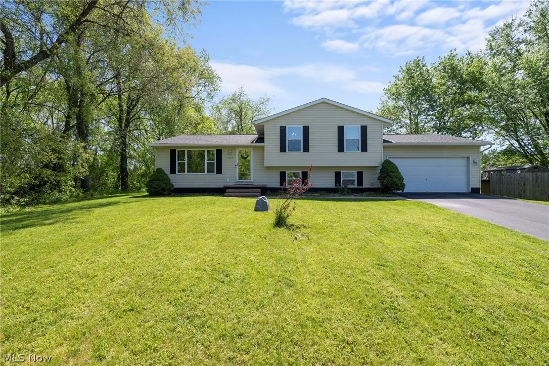 4602 High Mill Nw Avenue, Massillon, OH 44647 - #1