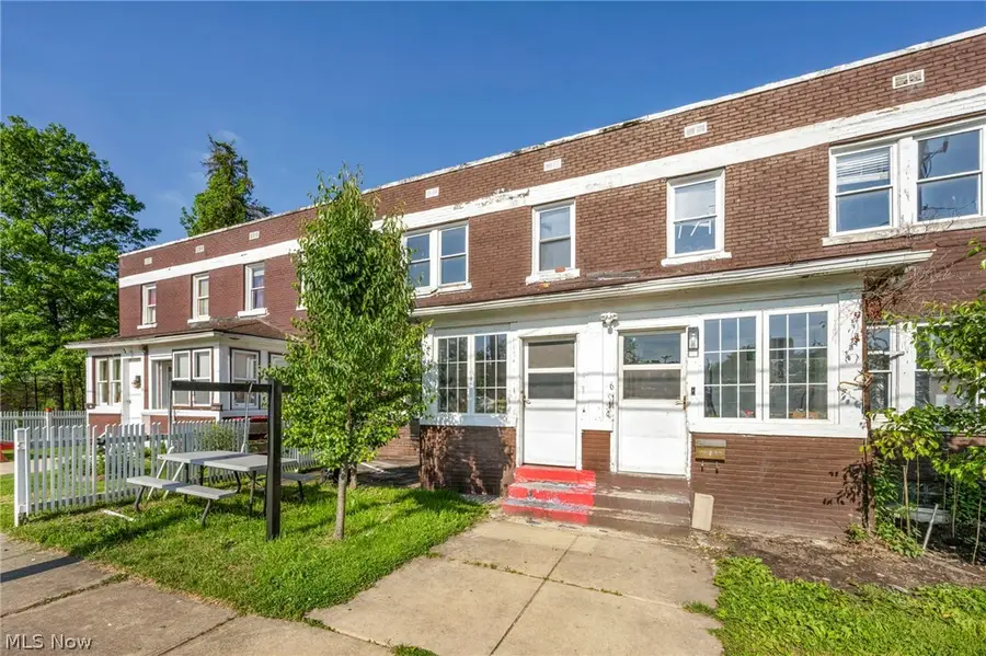 8 Anaconda Road, Akron, OH 44310 - #2