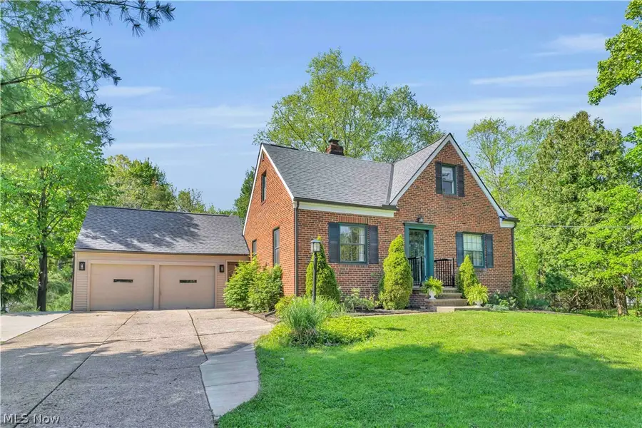 950 E Sprague Road, Broadview Heights, OH 44147 - #2