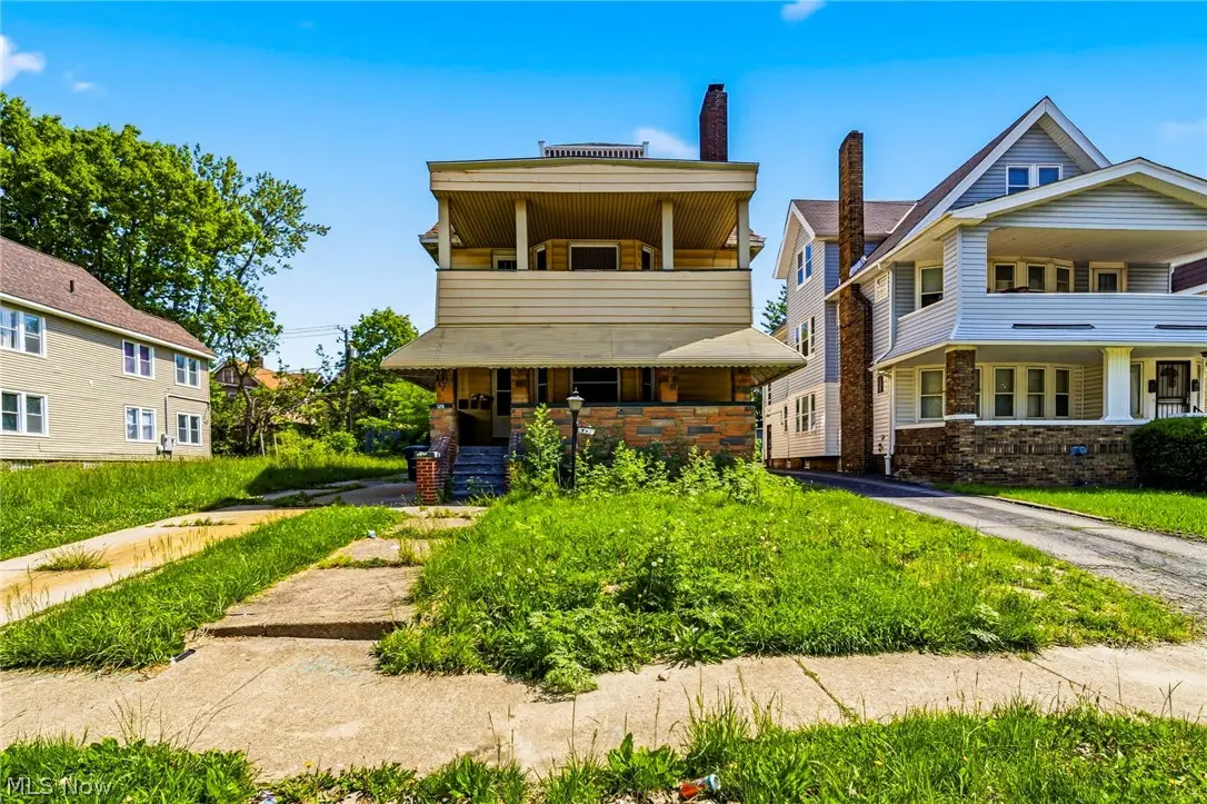 957 Thornhill Drive, Cleveland, OH 44108 - #1