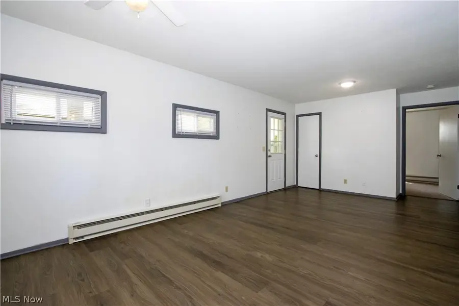 912 Jefferson Street, Orrville, OH 44667 - #3