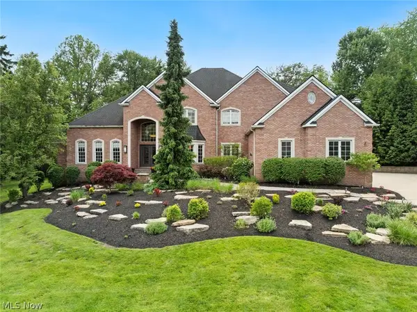 4725 Maidstone Drive, Brecksville, OH 44141