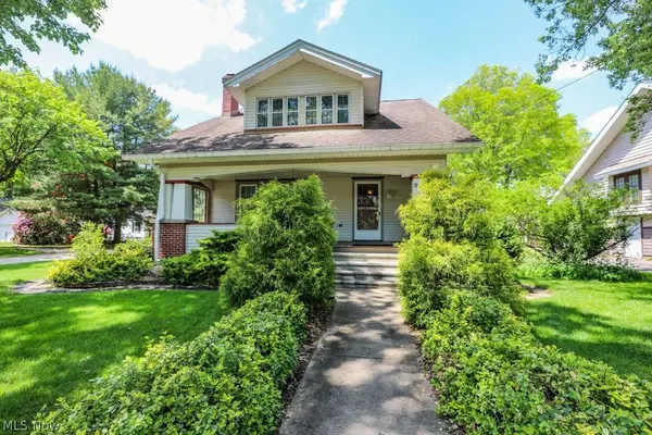 228 Lawrence Street, Ravenna, OH 44266