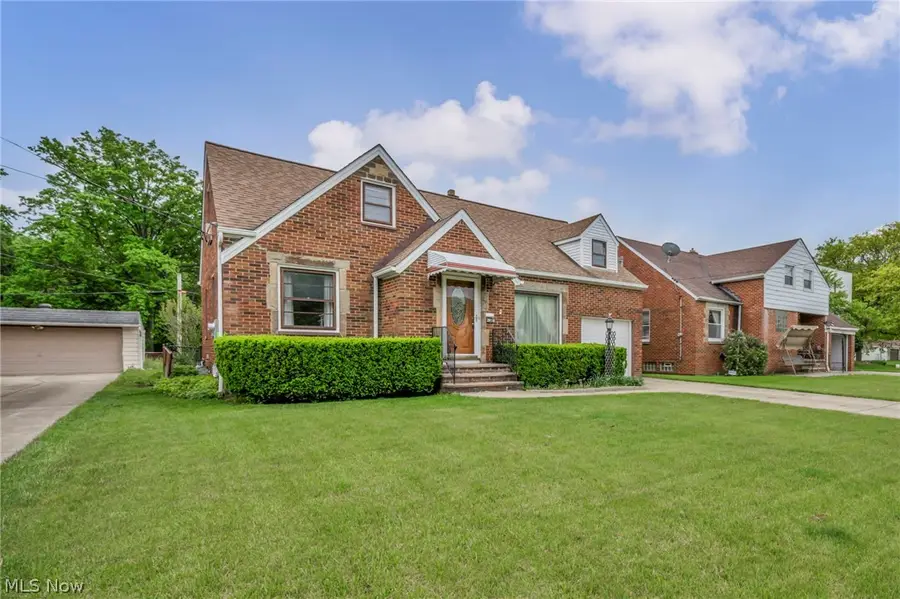 28110 Lake Shore Boulevard, Euclid, OH 44132 - #3