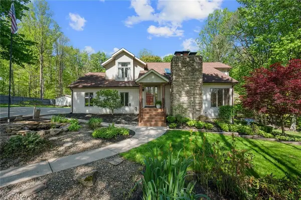 18976 Thorpe Road, Chagrin Falls, OH 44023