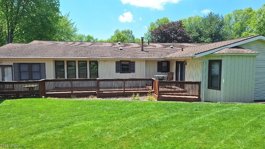 410 Breezewood Circle, Wadsworth, OH 44281 - #2