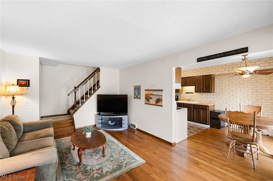 17220 Sheldon Court #48B, Brook Park, OH 44142 - #3