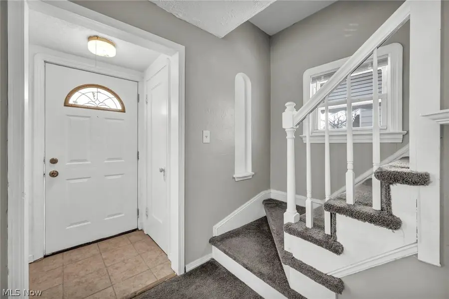 22601 Ivan Avenue, Euclid, OH 44123 - #3