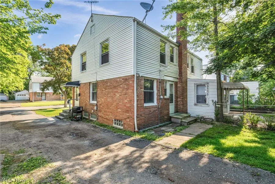 14227 Rainbow Avenue, Cleveland, OH 44111 - #3