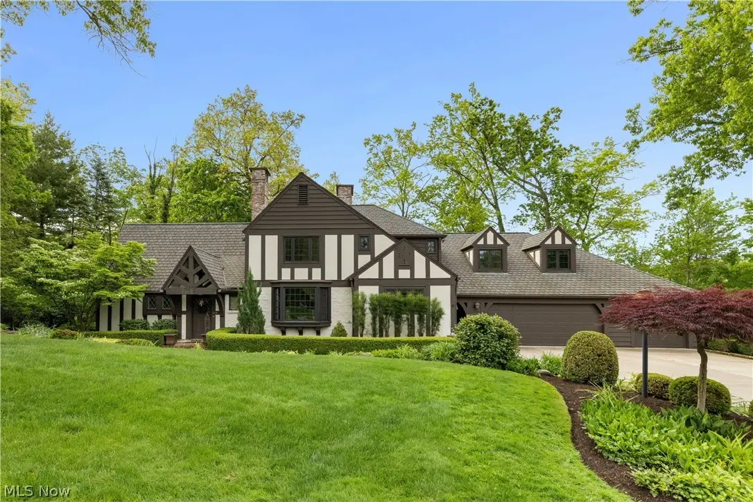 3089 Silver Lake Boulevard, Silver Lake, OH 44224 - #1