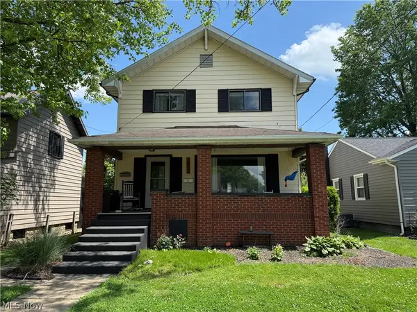 1033 Eastport Avenue, Uhrichsville, OH 44683