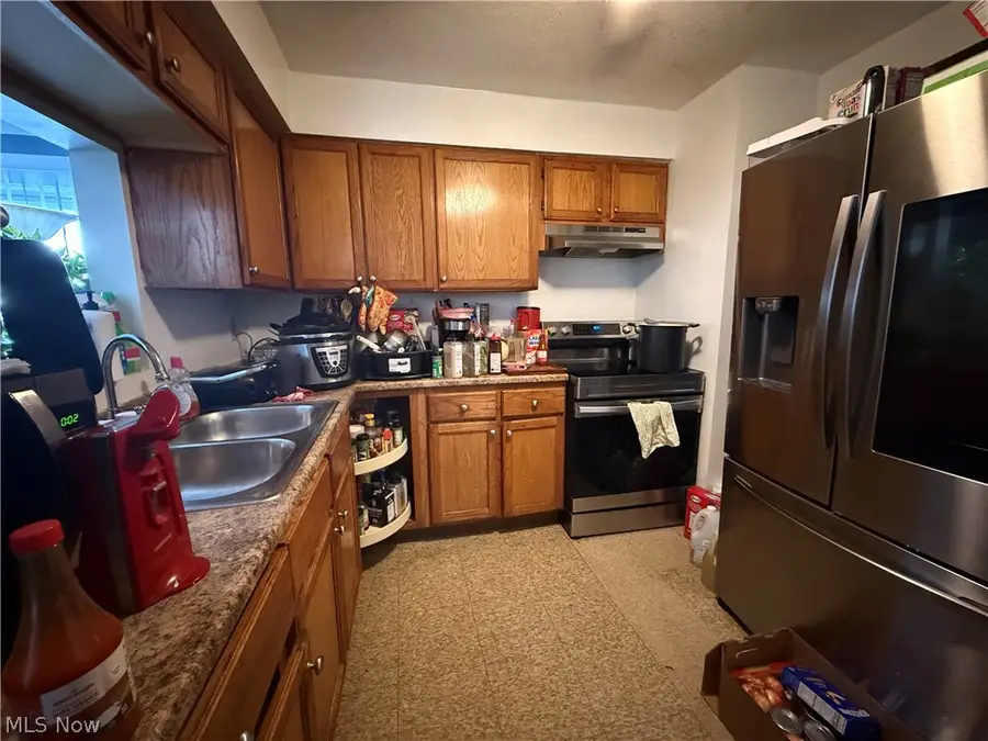 3431 W 129th Street, Cleveland, OH 44111 - #3