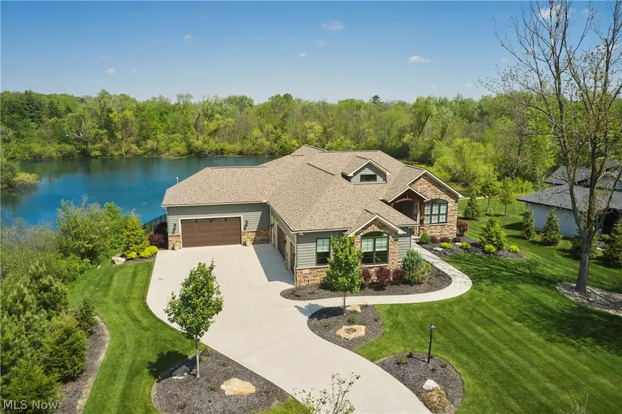 2141 Hayden Drive, Hinckley, OH 44233 - #2