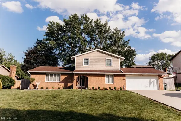 2122 Windham Ne Street, Canton, OH 44721