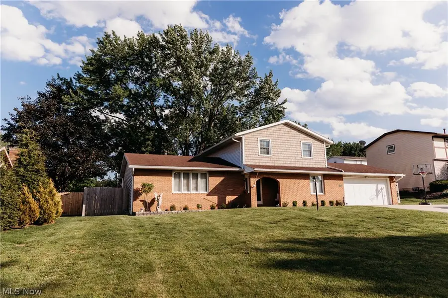 2122 Windham Ne Street, Canton, OH 44721 - #2