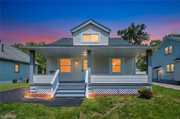 15809 Raymond Street, Maple Heights, OH 44137