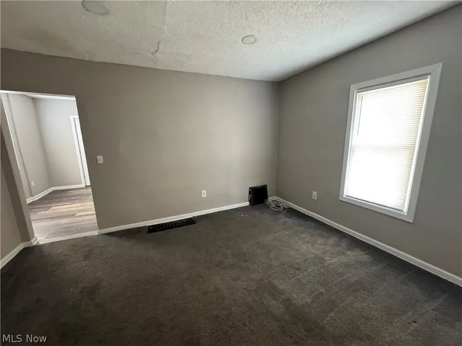 392 Bailey Court, Akron, OH 44304 - #3