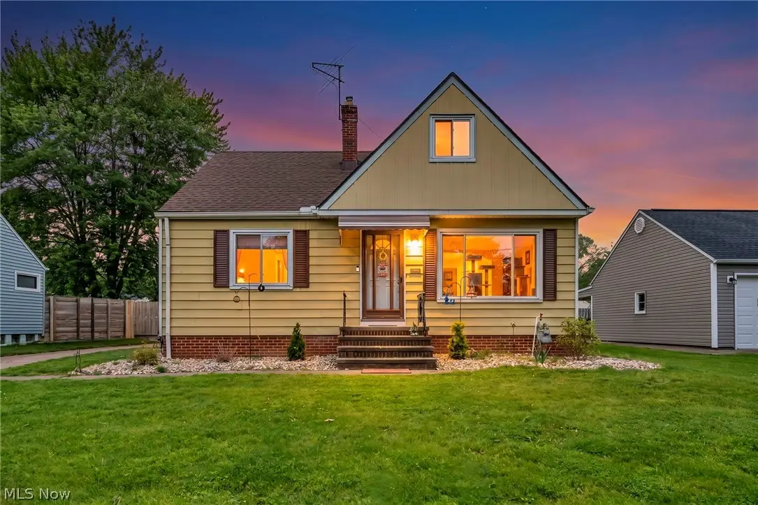 6294 Alexandria Drive, Parma Heights, OH 44130 - #1