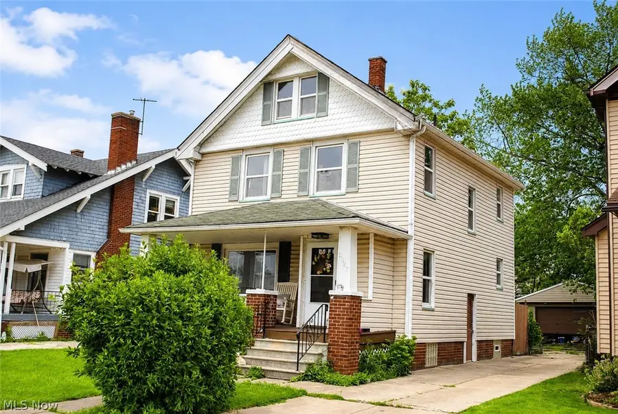 2027 Bunts Road, Lakewood, OH 44107 - #3