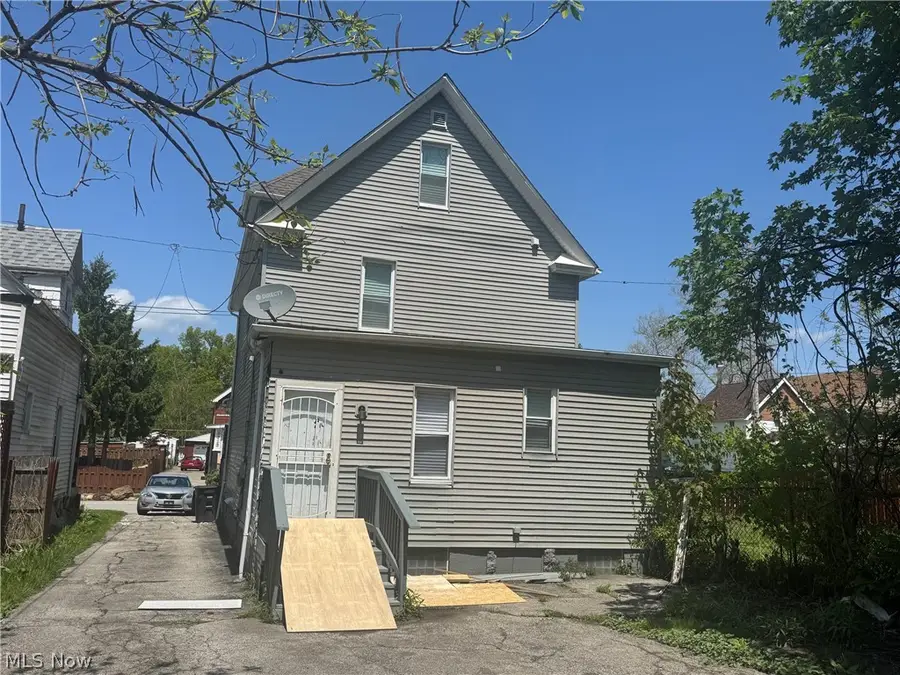 9710 Easton Avenue, Cleveland, OH 44104 - #2