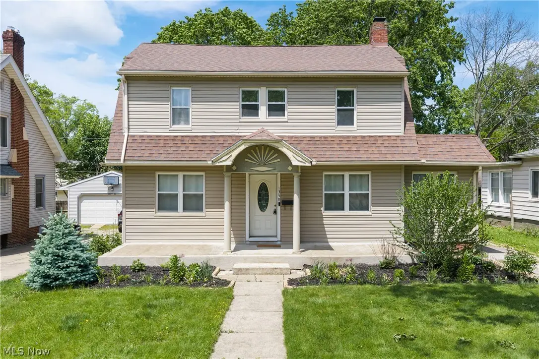 1359 Delia Avenue, Akron, OH 44320 - #1