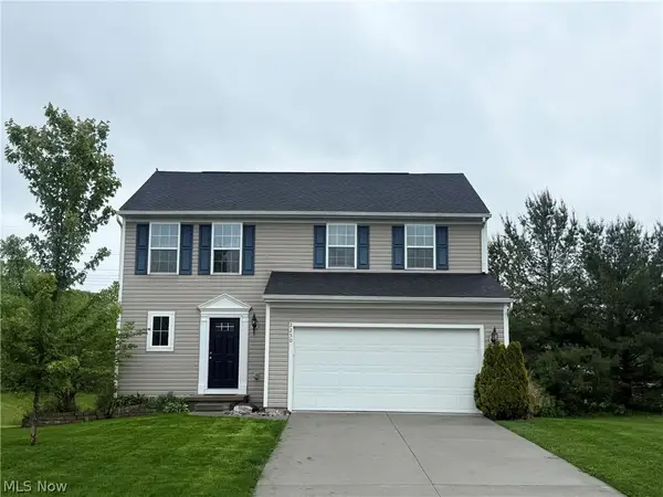 2250 Dorchester Drive, Kent, OH 44240