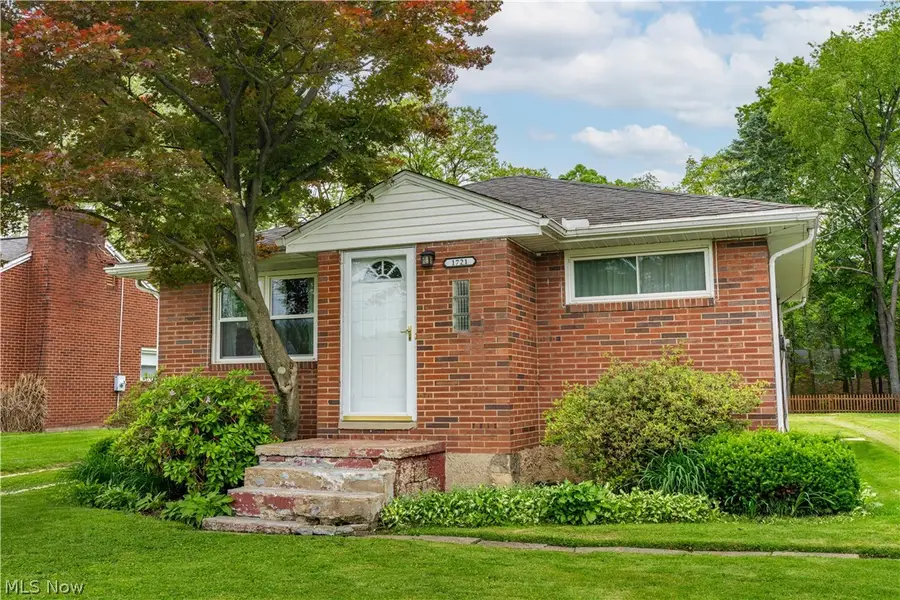 1721 Broad Nw Avenue, Canton, OH 44708 - #2
