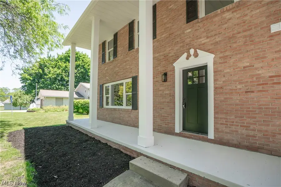 3648 Mulberry Nw Street, Uniontown, OH 44685 - #2