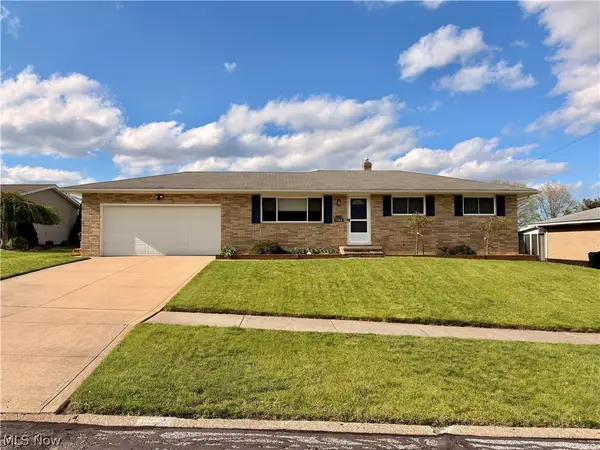 1700 Winchester Drive, Parma, OH 44134