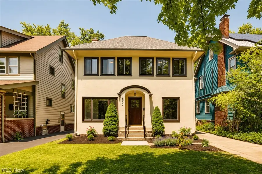 3007 Edgehill Road, Cleveland Heights, OH 44118 - #2