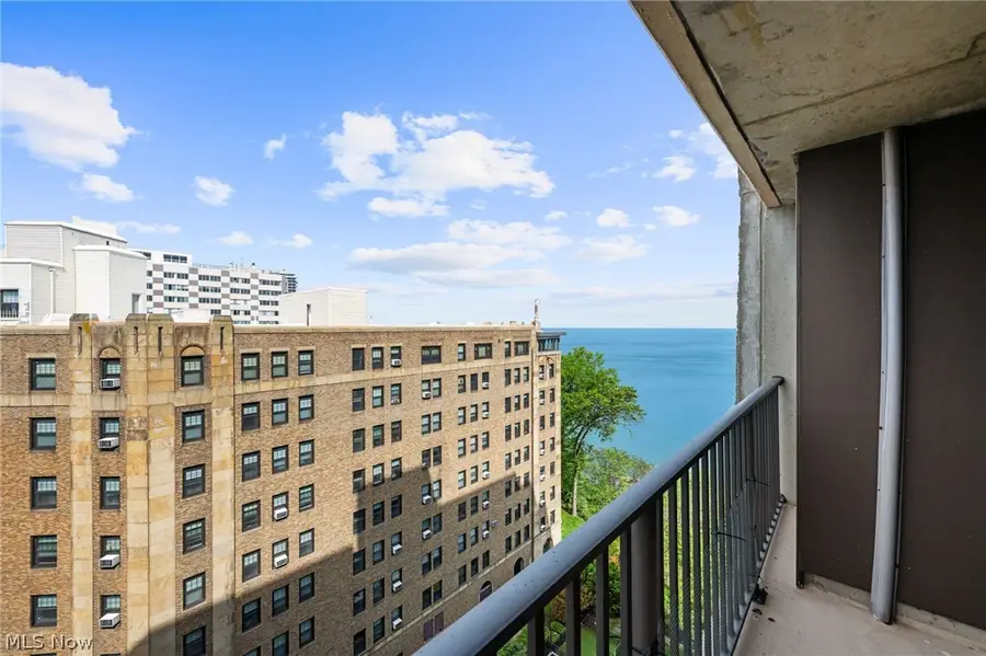 12500 Edgewater Drive #1106, Lakewood, OH 44107 - #3