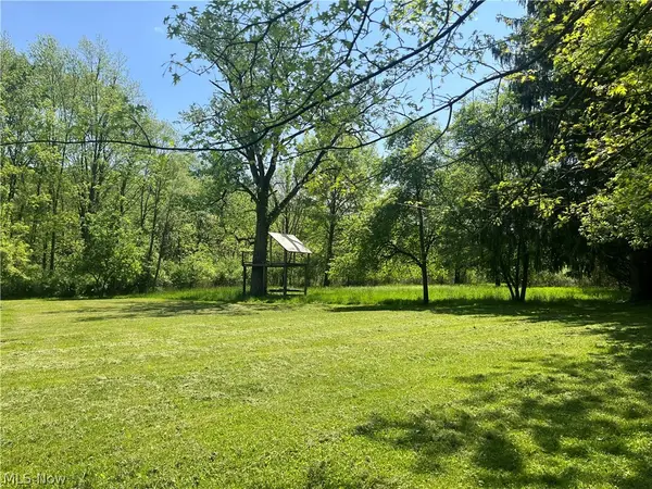 High Mill Nw Avenue, Clinton, OH 44216