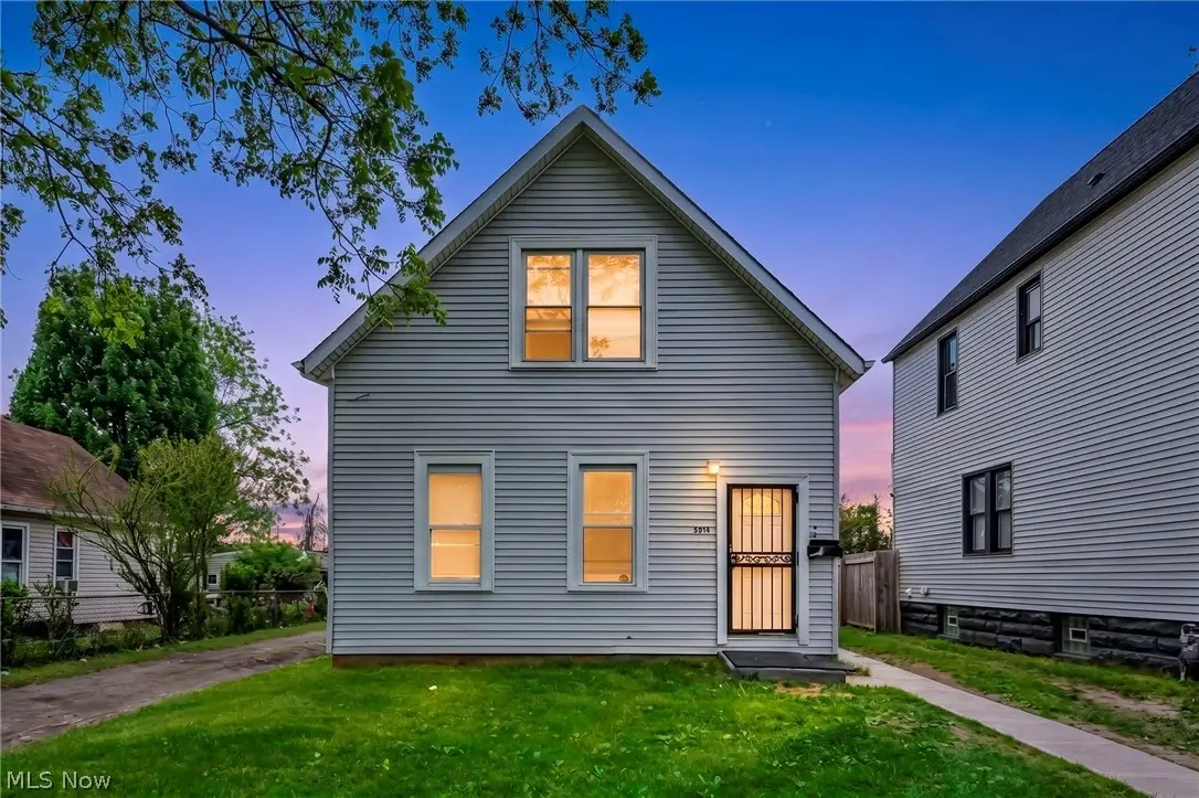 3214 W 61st Street, Cleveland, OH 44102 - #1