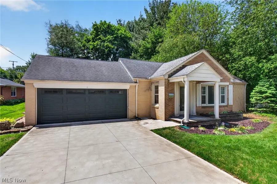 1129 Stratford Ne Avenue, Massillon, OH 44646 - #2