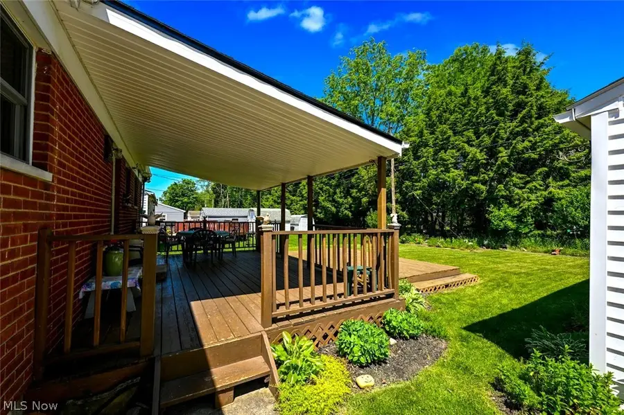 2217 40th Ne Street, Canton, OH 44705 - #2