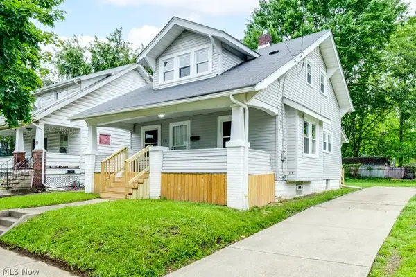 931 Lovers Lane, Akron, OH 44306