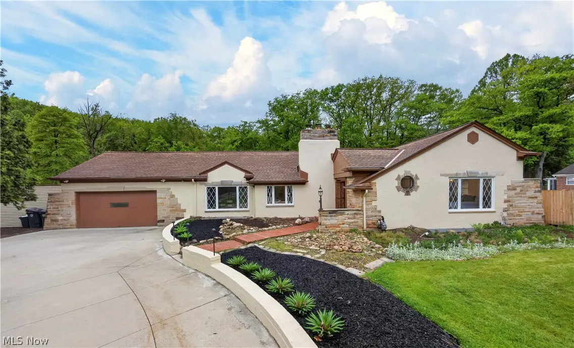 4250 Brainard Road, Orange, OH 44022 - #1