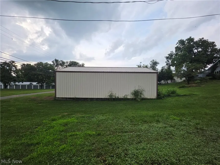 327 N 2nd Street, Coshocton, OH 43812 - #3