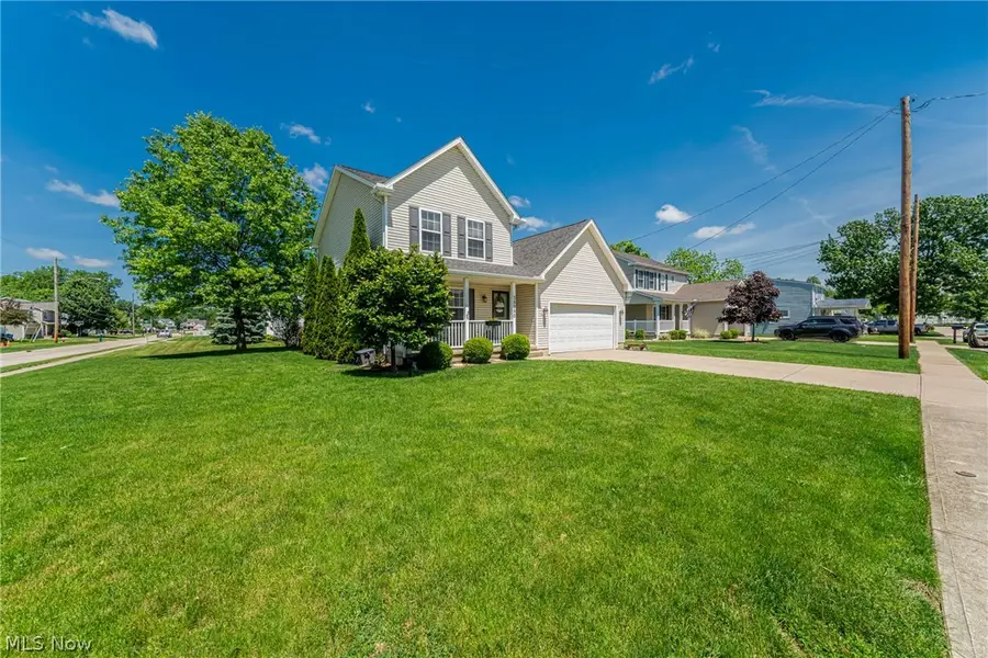 35350 Woodbine Street, North Ridgeville, OH 44039 - #2