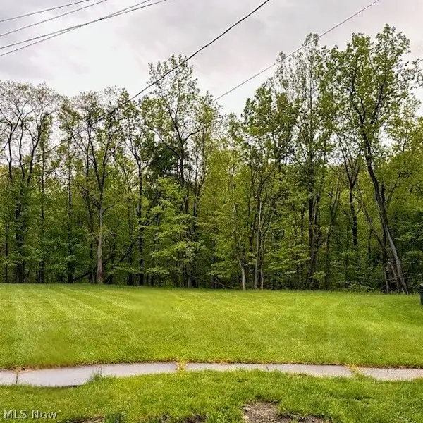 6569 Pau Pau Court, Bedford Heights, OH 44146